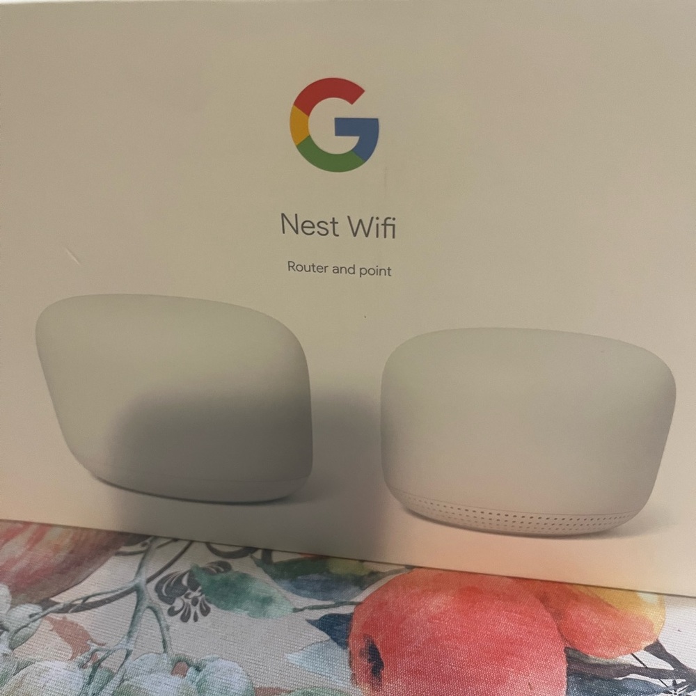 Google NEST‎ WIFI ROUTER AND POINT SYSTEM IN THE COLOR SNOW - Picture 4 of 6